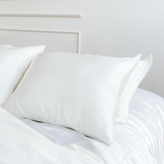 White Pearl Glow Pillowcase