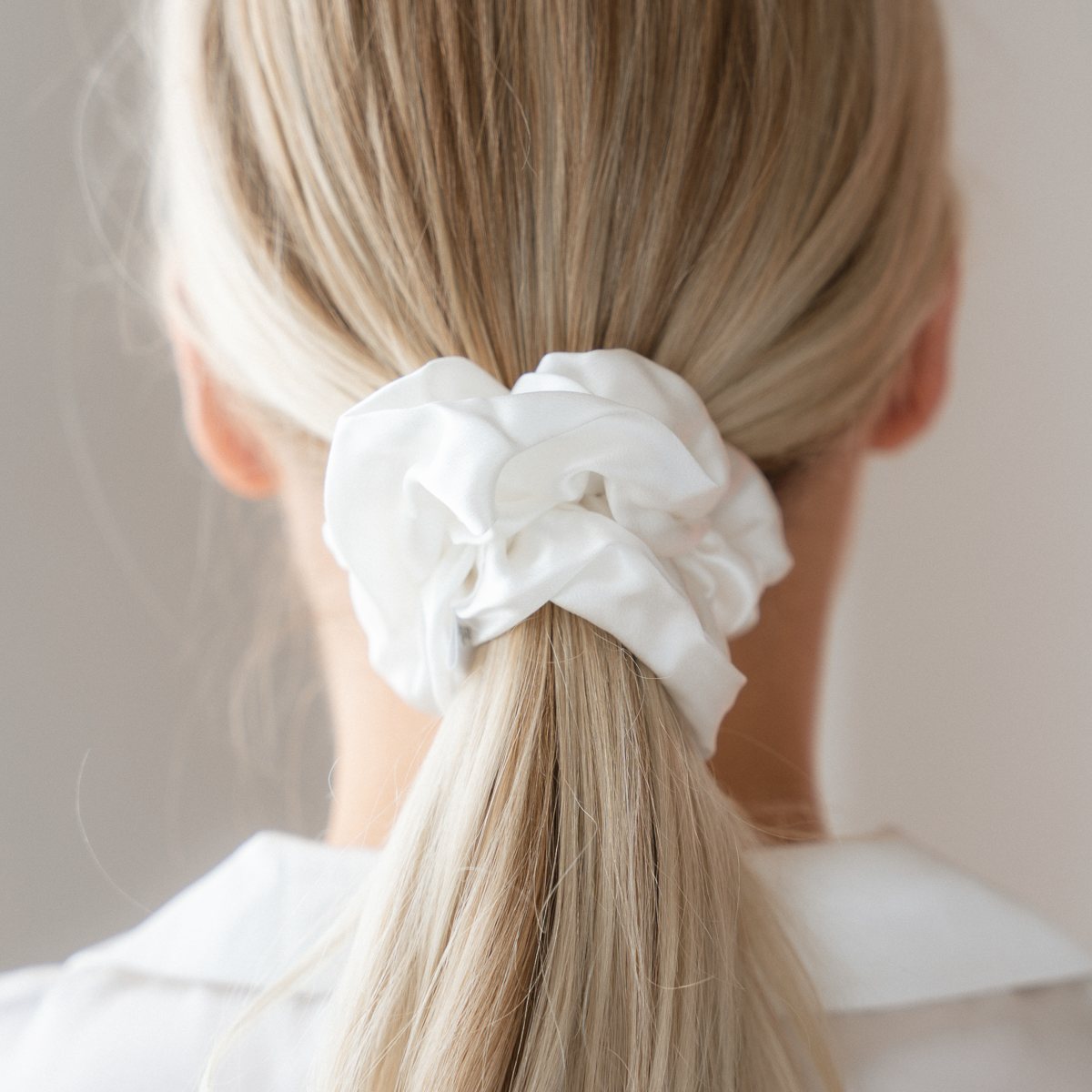 White Pearl Glow Scrunchie