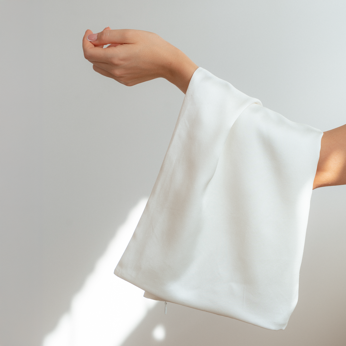 White Pearl Glow Pillowcase