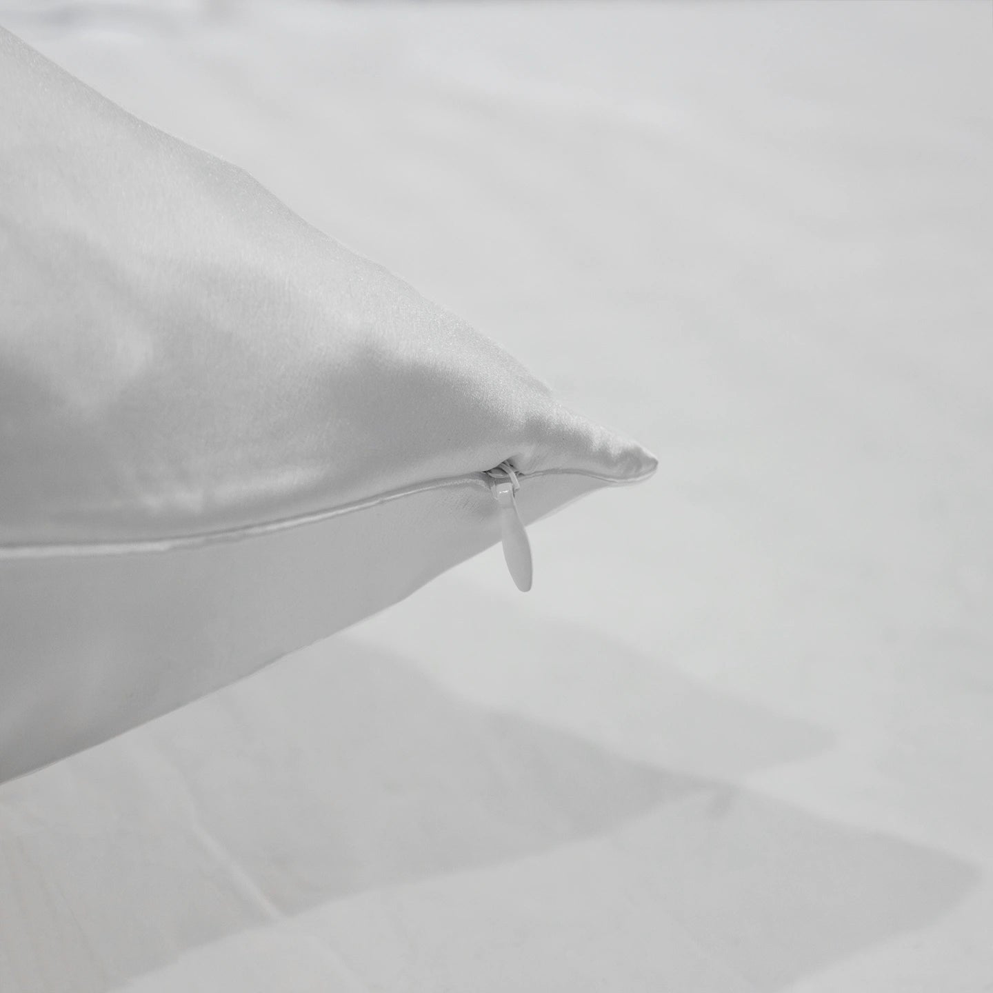White Pearl Glow Pillowcase